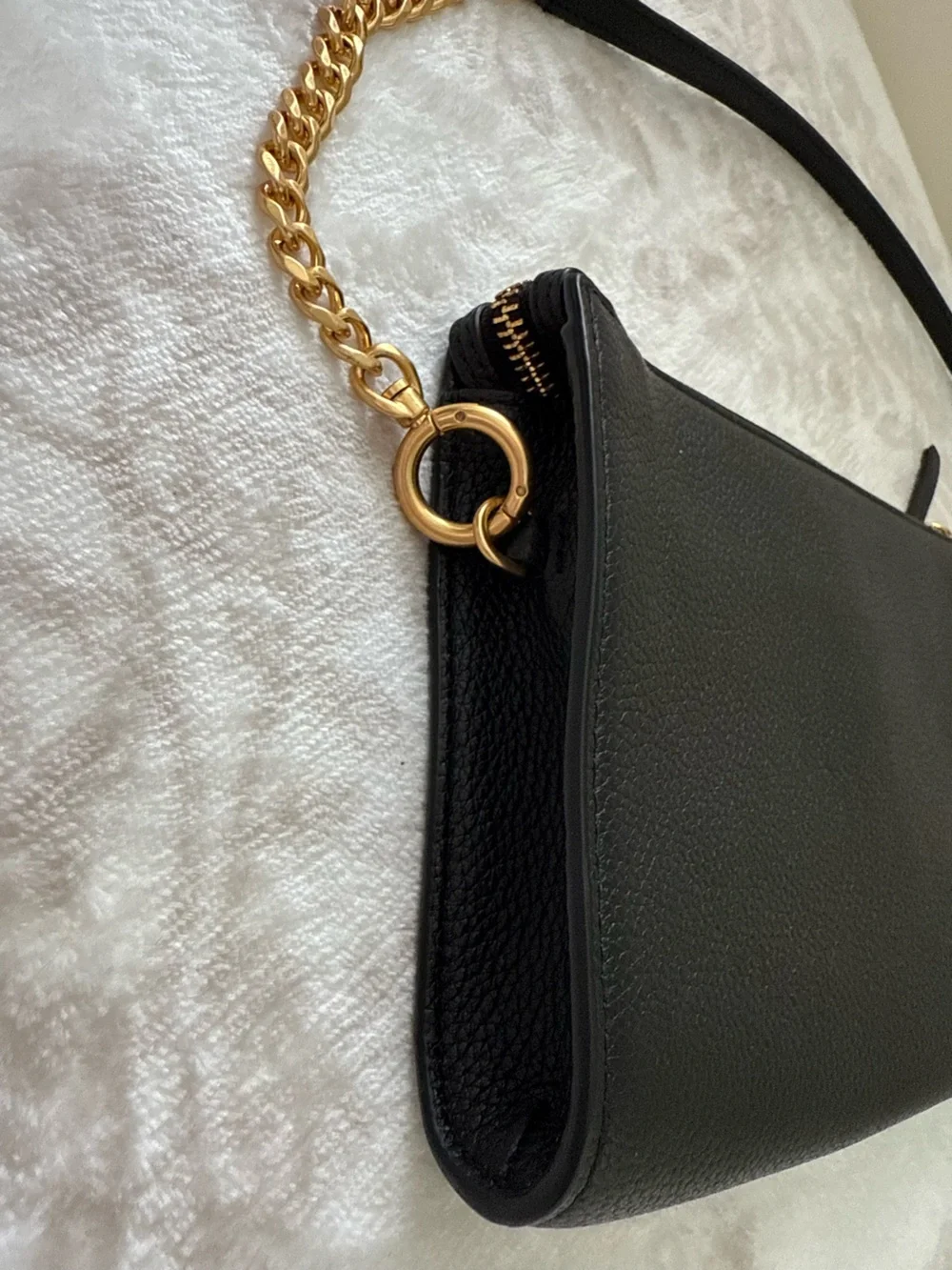 Tory Burch compact pebbled